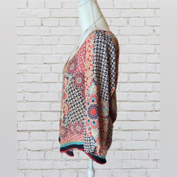 BLOUSE Top Silky Print Sz L  by HeartSoul V-Shape Bottom - Picture 2 of 10